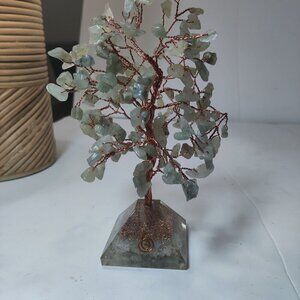 Copper Jade Tree with an organite brass pendant in the pyramid base for focus.